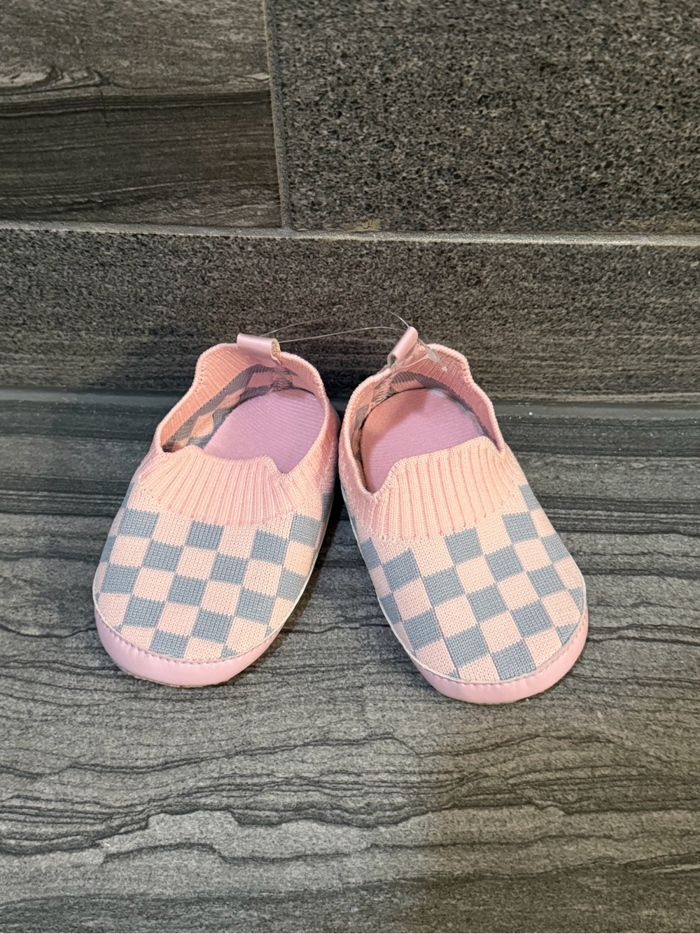Pink and gray checkered soft baby shoes